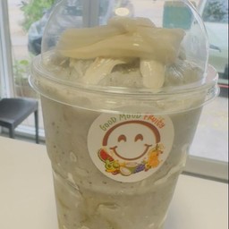 สมูทตี้มะพร้าวนมสดงาดำน้ำตาลโตนด