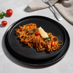 Spicy Tomato Linguine
