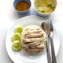 22 ข้าวมันไก่ หน้าเซ่เว่นใหญ่ อ่อนนุช 39