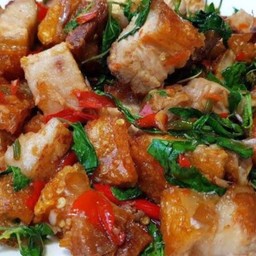 ข้าว-กะเพราหมูกรอบ