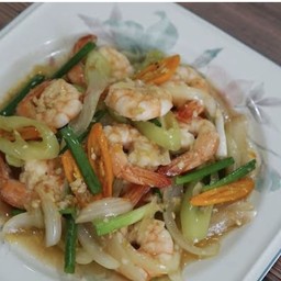 ข้าว-ผัดพริกอ่อนกุ้ง