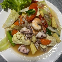 ผัดผักรวมมิตร