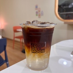 Coconut Americano (อเมริกาโน่มะพร้าว) น้ำมะพร้าวแท้ 100%