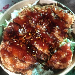 ข้าวไก่ทอดซอสเทอริยากิ