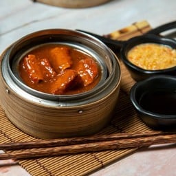 ซี่โครงหมูน้ำแดง