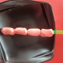 ไส้กรอกแดง