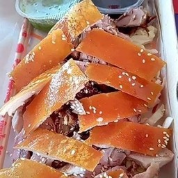 หมูหันแบบสับกล่องไม่มีกระดูก