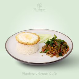 ข้าวกะเพราหมูสับไข่ดาว