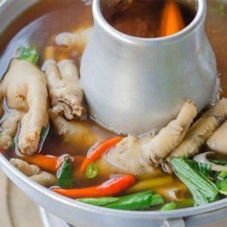 ต้มชุปเปอร์ตีนไก่