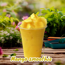 The best smoothie หน้าโรงแรมพระนางอินน์