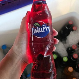 น้ำแดง แก้วโอ่ง