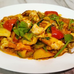 ปลาหมึกผัดไข่เค็ม