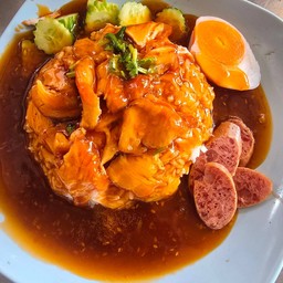 ข้าวหมูกรอบ