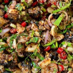 ลาบหอยนา