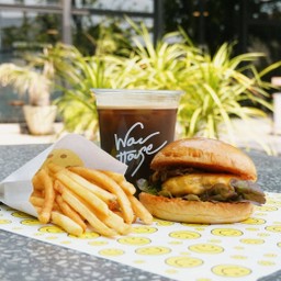 เบอร์เกอร์+ของทอด+กาแฟ