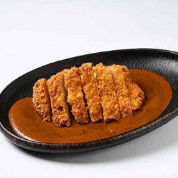 ข้าวแกงกะหรี่ปลาชุบเกล็ดขนมปังทอด Fried fish cutlet curry rice
