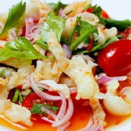 ยำเล็บมือนาง