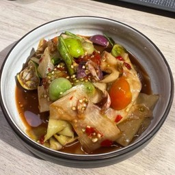 ตำหลวงพระบาง Luang Prabang Style Spicy Papaya Salad