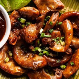 ไส้หมูอ่อนย่าง