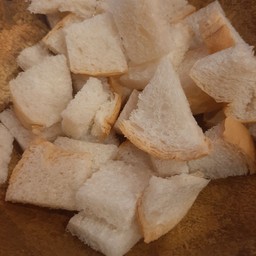 ขนมปัง