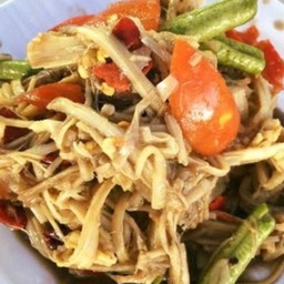 ตำหน่อไม้