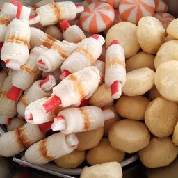 ลูกชิ้นรวม