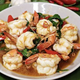 ผัดพริกเผากุ้ง ใบโหระพา