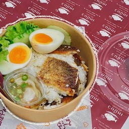 ข้าวปลานิลคุลกไข่ต้ม