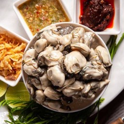 หอยนางรมทรงเครื่อง