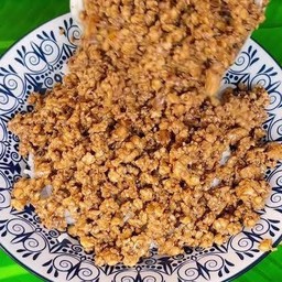 ไก่สับกระเทียม (กับข้าว)