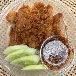 ข้าวหมูทอดเจ้าโปรด