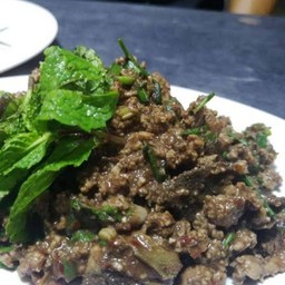 ลาบเนื้อสุก