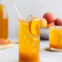Peach tea • ชาพีช