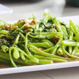 ผัดผักบุ้งไฟแดง