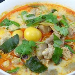 ต้มยำไข่อ่อน
