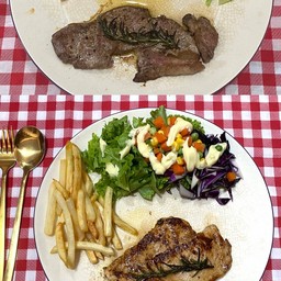 [เซตสุดฮิต] สเต็กเนื้อสันใน + สเต็กไก่พริกไทยดำ