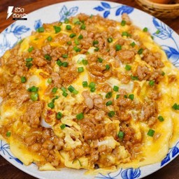 ข้าวไข่ข้นหมูสับ