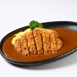 ข้าวคาเรออมไรซ์ไก่ชุบเกล็ดขนมปังทอด Fried chicken cutlet curry omelet rice