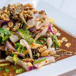 ยำปลาหมึก