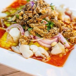 ยำไข่ปลาหมึก