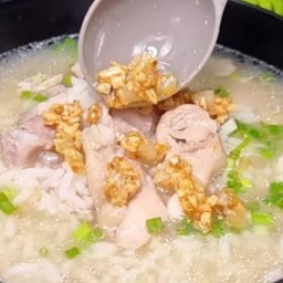 ข้าวต้มไก่ ทรงเครื่อง