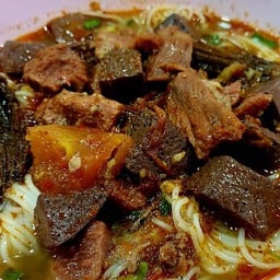 น้ำเงี้ยวเชียงราย ข้าวซอย หนองหอย น้ำเงี้ยวเชียงราย ข้าวซอย หนองหอย