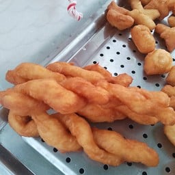 โก๋เกลียว