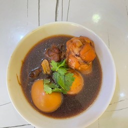 5.ไข่พะโล้
