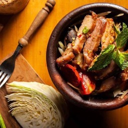 หมูตกครก