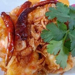 ข้าวกุ้งทอดซอสมะขาม