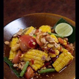 ตำข้าวโพดถั่วตัดมังสวิรัติ (ไม่ใส่กุ้งแห้ง)