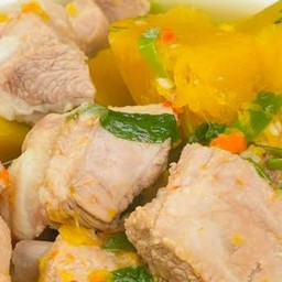 แกงฟักทองใส่ซี่โครงหมู