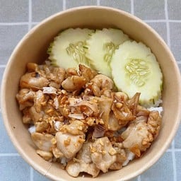 ข้าวหมูกระเทียม