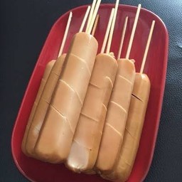 ไส้กรอกหนังกรอบ